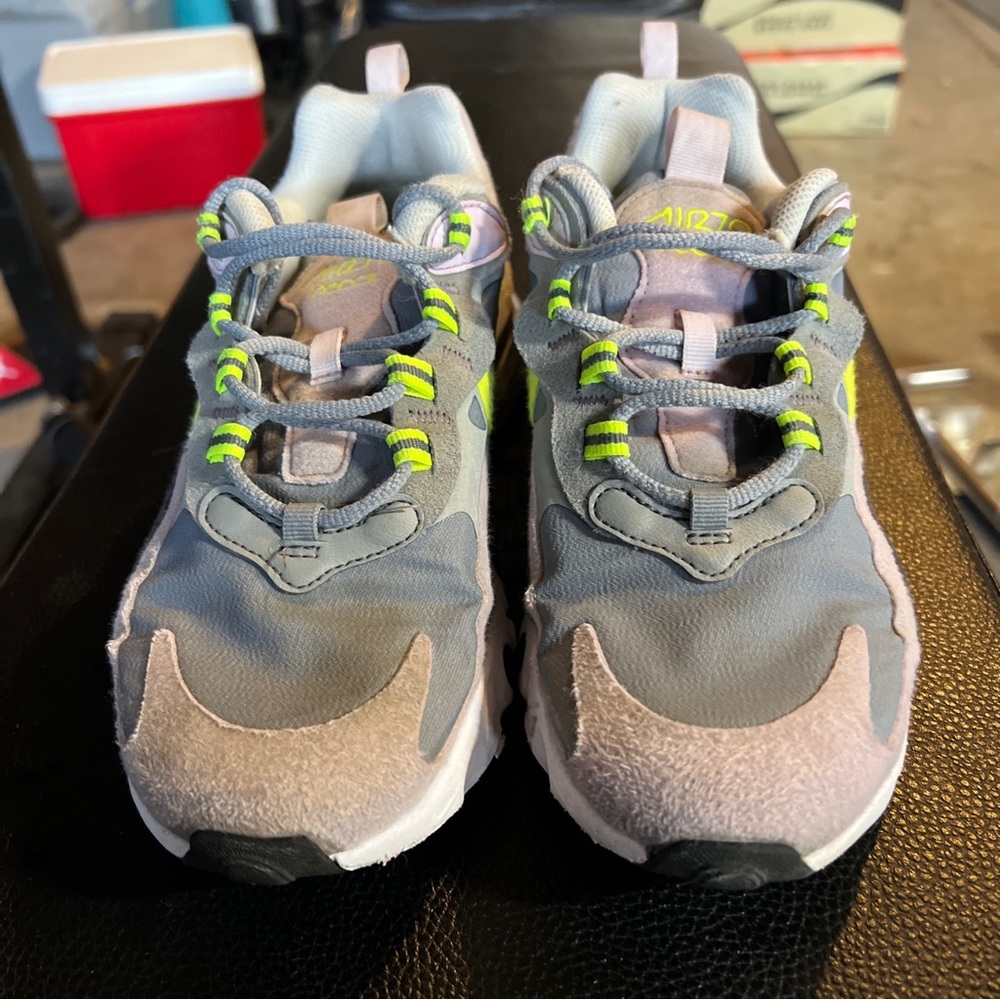 Nike Air max 270 react youth size 5, women’s size 6.5